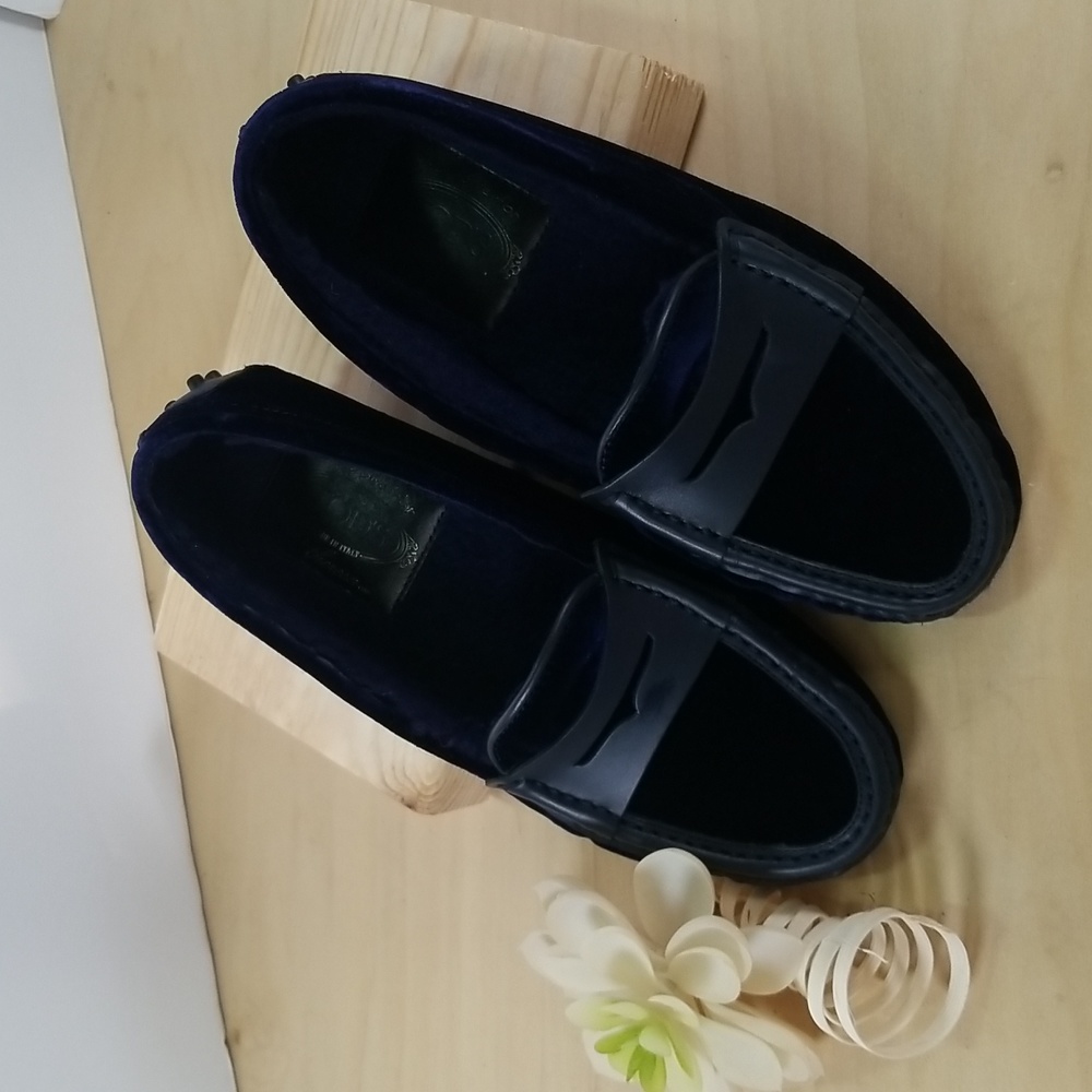 Tod's velvet driving loafers womens